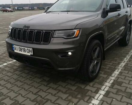 Сірий Джип Grand Cherokee, об'ємом двигуна 3.6 л та пробігом 45 тис. км за 38000 $, фото 1 на Automoto.ua