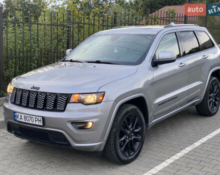 Серый Джип Гранд Чероки, объемом двигателя 3.6 л и пробегом 78 тыс. км за 25000 $, фото 5 на Automoto.ua