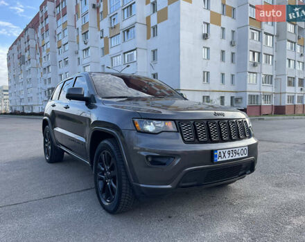 Сірий Джип Grand Cherokee, об'ємом двигуна 3.6 л та пробігом 113 тис. км за 26999 $, фото 2 на Automoto.ua