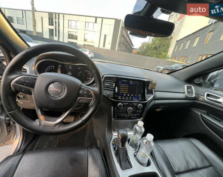 Сірий Джип Grand Cherokee, об'ємом двигуна 3.6 л та пробігом 133 тис. км за 21000 $, фото 20 на Automoto.ua