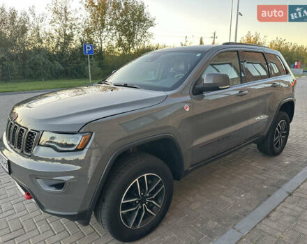 Сірий Джип Grand Cherokee, об'ємом двигуна 3.6 л та пробігом 154 тис. км за 31400 $, фото 3 на Automoto.ua