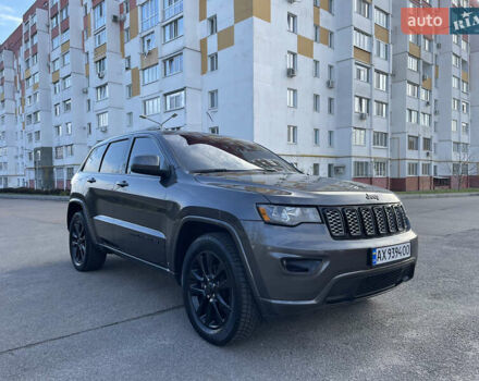 Сірий Джип Grand Cherokee, об'ємом двигуна 3.6 л та пробігом 113 тис. км за 26999 $, фото 1 на Automoto.ua