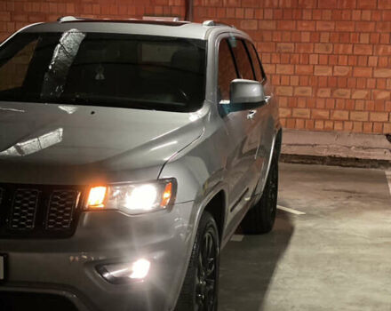 Серый Джип Гранд Чероки, объемом двигателя 3.6 л и пробегом 78 тыс. км за 25000 $, фото 2 на Automoto.ua