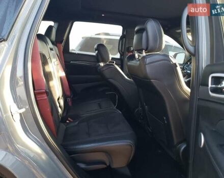 Сірий Джип Grand Cherokee, об'ємом двигуна 6.4 л та пробігом 16 тис. км за 23000 $, фото 1 на Automoto.ua