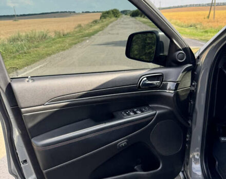 Джип Гранд Чероки 2020 в Киеве на Automoto.ua Серый Джип Гранд Чероки, объемом двигателя 3.6 л и пробегом 48 тыс. км за 28600 $, фото 35 на Automoto.ua