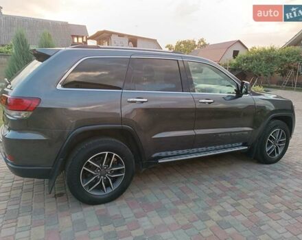 Серый Джип Гранд Чероки, объемом двигателя 3.61 л и пробегом 60 тыс. км за 31500 $, фото 3 на Automoto.ua