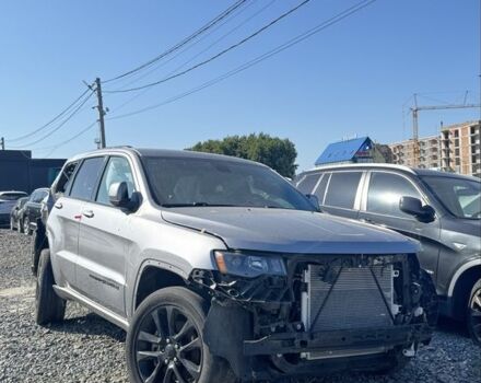 Сірий Джип Grand Cherokee, об'ємом двигуна 3.6 л та пробігом 138 тис. км за 13000 $, фото 1 на Automoto.ua