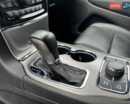 Серый Джип Гранд Чероки, объемом двигателя 3.6 л и пробегом 71 тыс. км за 24999 $, фото 25 на Automoto.ua