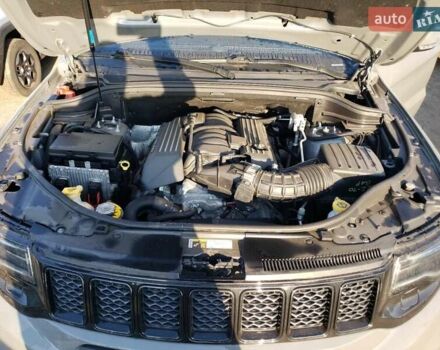 Сірий Джип Grand Cherokee, об'ємом двигуна 6.4 л та пробігом 16 тис. км за 23000 $, фото 10 на Automoto.ua