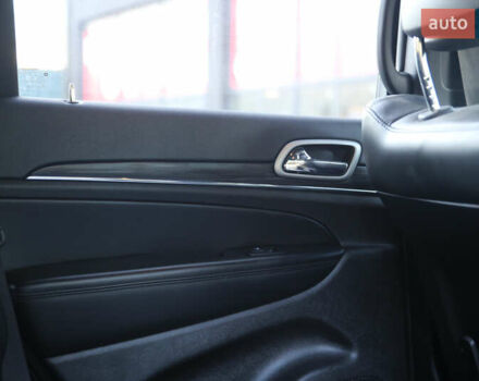 Серый Джип Гранд Чероки, объемом двигателя 3.6 л и пробегом 54 тыс. км за 24800 $, фото 40 на Automoto.ua