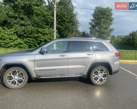 Серый Джип Гранд Чероки, объемом двигателя 3.6 л и пробегом 42 тыс. км за 29000 $, фото 3 на Automoto.ua