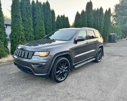 Сірий Джип Grand Cherokee, об'ємом двигуна 3.6 л та пробігом 115 тис. км за 18471 $, фото 1 на Automoto.ua