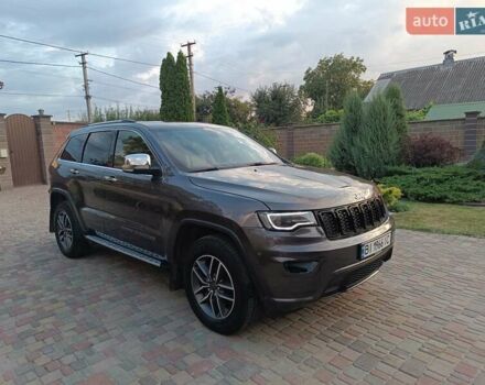 Серый Джип Гранд Чероки, объемом двигателя 3.61 л и пробегом 60 тыс. км за 31500 $, фото 1 на Automoto.ua