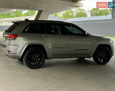 Сірий Джип Grand Cherokee, об'ємом двигуна 3.6 л та пробігом 81 тис. км за 25100 $, фото 7 на Automoto.ua