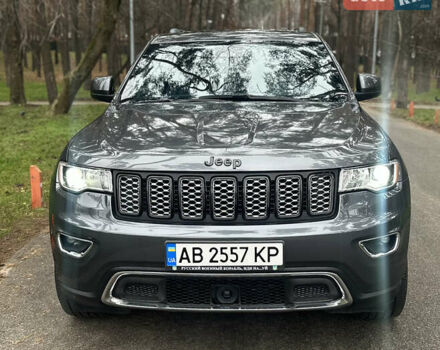 Сірий Джип Grand Cherokee, об'ємом двигуна 3.6 л та пробігом 57 тис. км за 26500 $, фото 1 на Automoto.ua