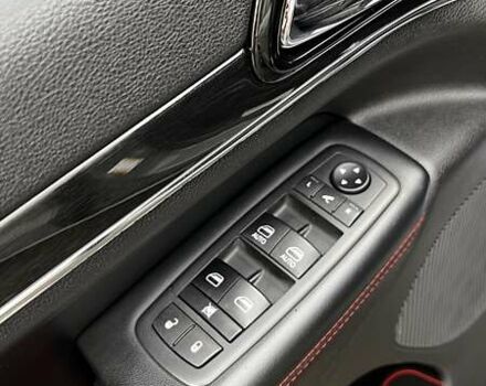 Джип Гранд Чероки 2020 в Луцке на Automoto.ua Серый Джип Гранд Чероки, объемом двигателя 3.6 л и пробегом 115 тыс. км за 27500 $, фото 21 на Automoto.ua