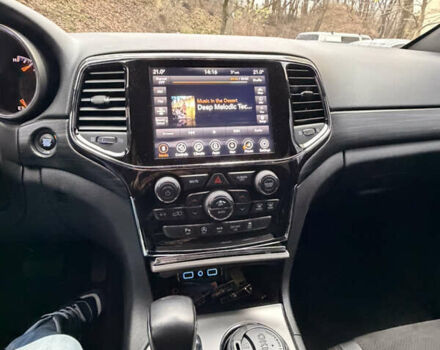 Сірий Джип Grand Cherokee, об'ємом двигуна 3.6 л та пробігом 37 тис. км за 30200 $, фото 9 на Automoto.ua