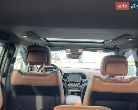 Серый Джип Гранд Чероки, объемом двигателя 3 л и пробегом 38 тыс. км за 46500 $, фото 17 на Automoto.ua