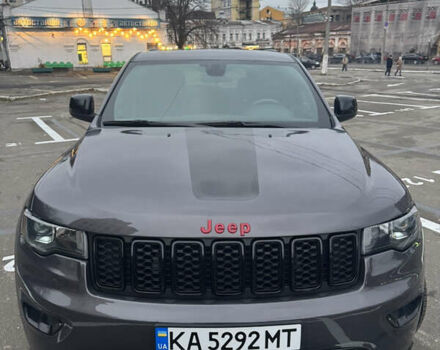 Джип Гранд Чероки 2021 в Киеве на Automoto.ua Серый Джип Гранд Чероки, объемом двигателя 3.6 л и пробегом 36 тыс. км за 30200 $, фото 1 на Automoto.ua
