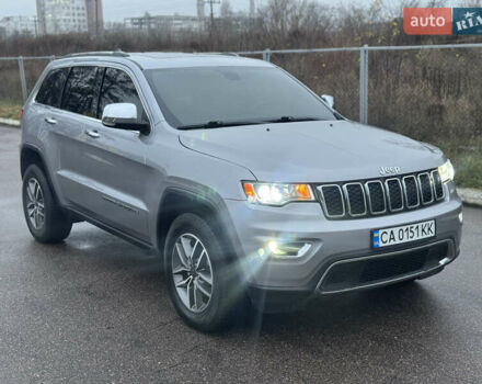 Серый Джип Гранд Чероки, объемом двигателя 3.6 л и пробегом 96 тыс. км за 26500 $, фото 2 на Automoto.ua