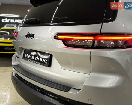 Серый Джип Гранд Чероки, объемом двигателя 3.61 л и пробегом 99 тыс. км за 39499 $, фото 8 на Automoto.ua