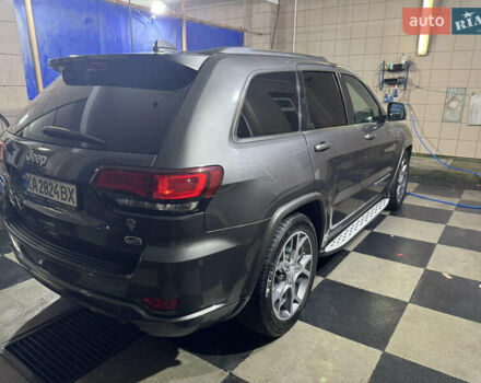 Джип Grand Cherokee 2021 у Умани на Automoto.ua Сірий Джип Grand Cherokee, об'ємом двигуна 2.99 л та пробігом 92 тис. км за 44000 $, фото 8 на Automoto.ua