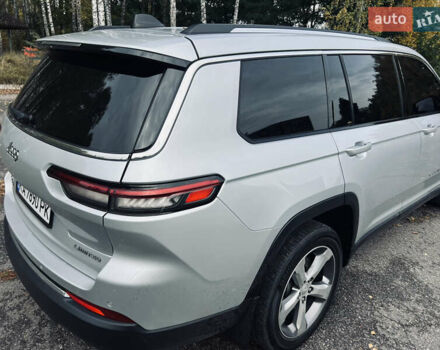 Джип Grand Cherokee 2021 у Києві на Automoto.ua Сірий Джип Grand Cherokee, об'ємом двигуна 3.6 л та пробігом 18 тис. км за 39999 $, фото 1 на Automoto.ua
