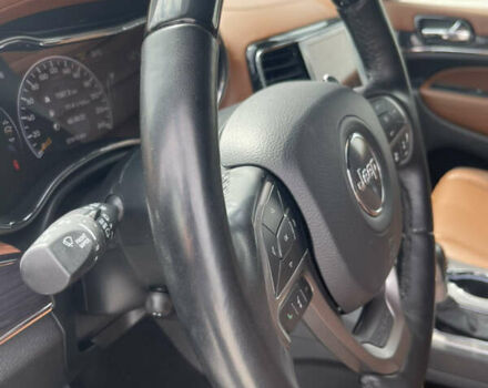 Джип Гранд Чероки 2021 в Киеве на Automoto.ua Серый Джип Гранд Чероки, объемом двигателя 2.99 л и пробегом 38 тыс. км за 46999 $, фото 7 на Automoto.ua