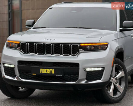 Серый Джип Гранд Чероки, объемом двигателя 3.6 л и пробегом 23 тыс. км за 39900 $, фото 2 на Automoto.ua