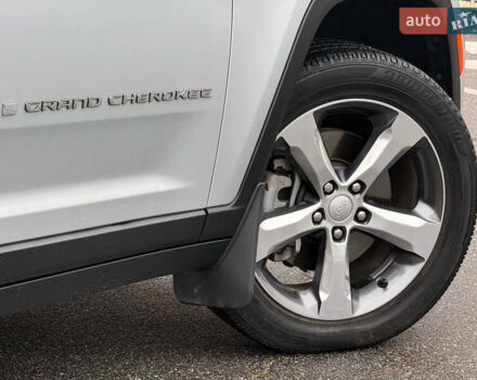 Серый Джип Гранд Чероки, объемом двигателя 3.6 л и пробегом 23 тыс. км за 39900 $, фото 24 на Automoto.ua