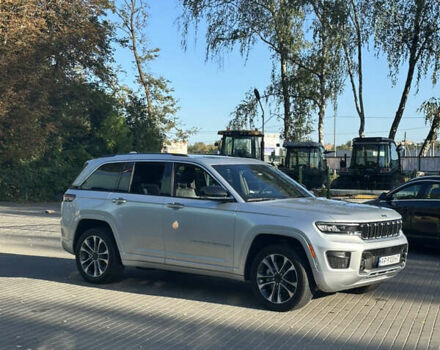 Джип Гранд Чероки 2022 в Полтаве на Automoto.ua Серый Джип Гранд Чероки, объемом двигателя 3.6 л и пробегом 34 тыс. км за 63000 $, фото 4 на Automoto.ua