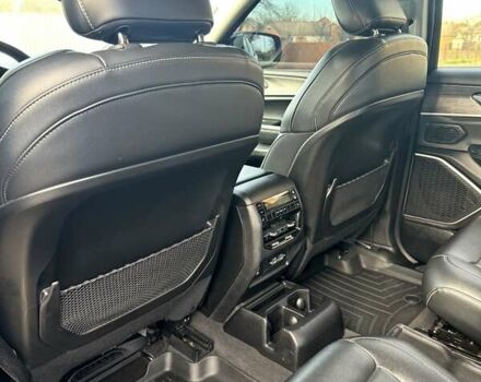 Сірий Джип Grand Cherokee, об'ємом двигуна 3.61 л та пробігом 85 тис. км за 45000 $, фото 5 на Automoto.ua