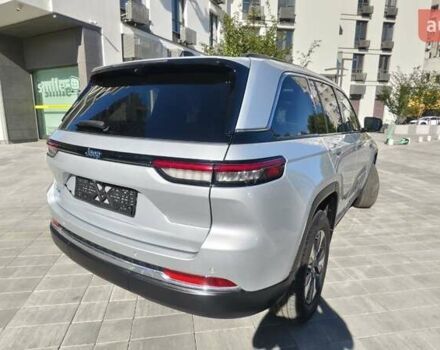 Серый Джип Гранд Чероки, объемом двигателя 2 л и пробегом 48 тыс. км за 48700 $, фото 4 на Automoto.ua