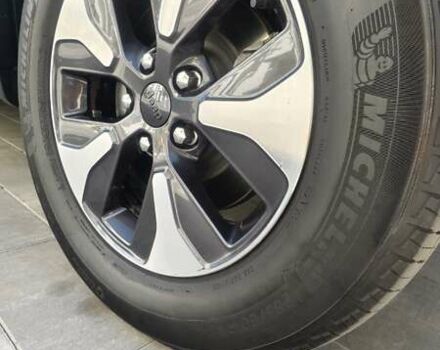 Серый Джип Гранд Чероки, объемом двигателя 2 л и пробегом 48 тыс. км за 48700 $, фото 73 на Automoto.ua