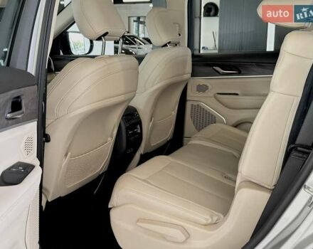 Серый Джип Гранд Чероки, объемом двигателя 3.6 л и пробегом 1 тыс. км за 47900 $, фото 26 на Automoto.ua