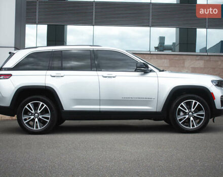 Серый Джип Гранд Чероки, объемом двигателя 3.6 л и пробегом 87 тыс. км за 39700 $, фото 1 на Automoto.ua