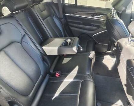 Серый Джип Гранд Чероки, объемом двигателя 2 л и пробегом 48 тыс. км за 48700 $, фото 22 на Automoto.ua