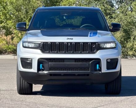 Серый Джип Гранд Чероки, объемом двигателя 0 л и пробегом 20 тыс. км за 18700 $, фото 1 на Automoto.ua