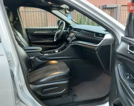 Джип Гранд Чероки 2023 в Луцке на Automoto.ua Серый Джип Гранд Чероки, объемом двигателя 3.6 л и пробегом 19 тыс. км за 35500 $, фото 11 на Automoto.ua