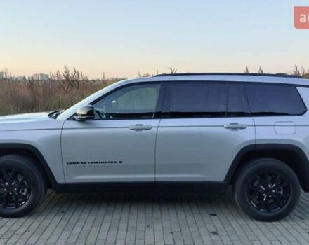 Джип Гранд Чероки 2023 в Луцке на Automoto.ua Серый Джип Гранд Чероки, объемом двигателя 3.6 л и пробегом 19 тыс. км за 35500 $, фото 6 на Automoto.ua