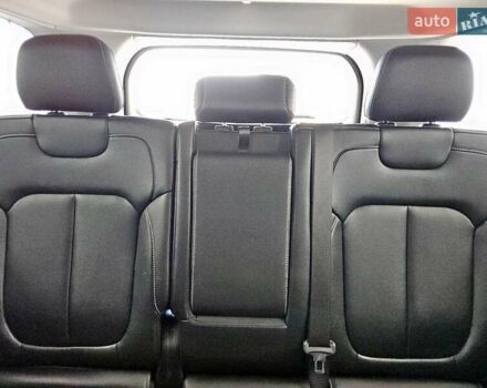 Серый Джип Гранд Чероки, объемом двигателя 2 л и пробегом 87 тыс. км за 14850 $, фото 9 на Automoto.ua