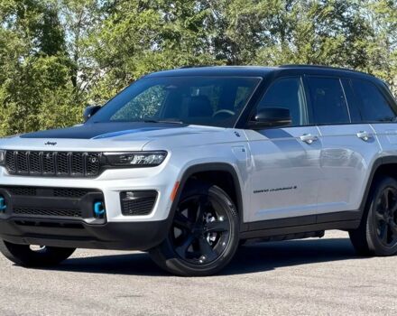 Серый Джип Гранд Чероки, объемом двигателя 0 л и пробегом 20 тыс. км за 18700 $, фото 2 на Automoto.ua