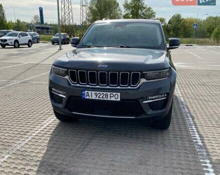 Сірий Джип Grand Cherokee, об'ємом двигуна 2 л та пробігом 41 тис. км за 54900 $, фото 1 на Automoto.ua