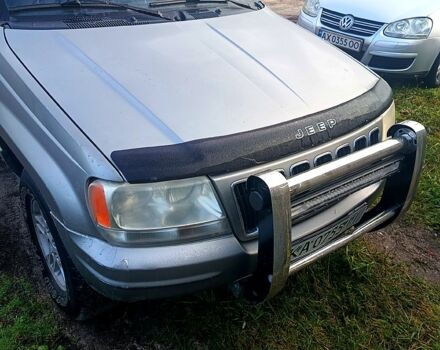 Джип Гранд Чероки 2000 в Мерефа на Automoto.ua Серый Джип Гранд Чероки, объемом двигателя 3.1 л и пробегом 300 тыс. км за 5800 $, фото 1 на Automoto.ua