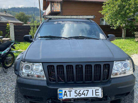 Джип Grand Cherokee 2000 у Надворной на Automoto.ua Сірий Джип Grand Cherokee, об'ємом двигуна 4.7 л та пробігом 410 тис. км за 7500 $, фото 1 на Automoto.ua