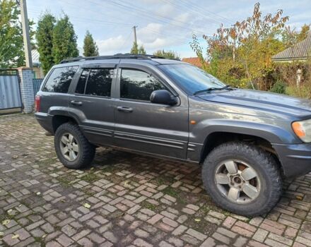 Джип Гранд Чероки 2001 в Черкассах на Automoto.ua Серый Джип Гранд Чероки, объемом двигателя 4.7 л и пробегом 200 тыс. км за 5000 $, фото 1 на Automoto.ua