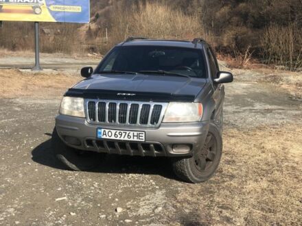 Джип Grand Cherokee 2001 у Рахове на Automoto.ua Сірий Джип Grand Cherokee, об'ємом двигуна 3.1 л та пробігом 239 тис. км за 7700 $, фото 1 на Automoto.ua