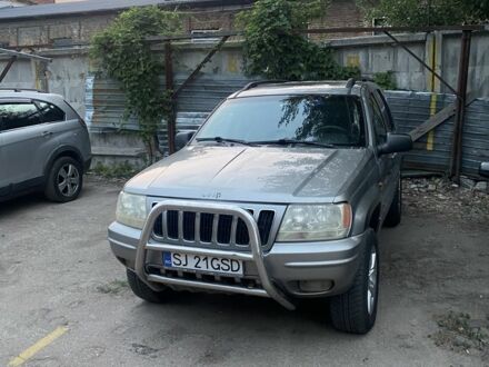 Сірий Джип Grand Cherokee, об'ємом двигуна 2.2 л та пробігом 385 тис. км за 4100 $, фото 1 на Automoto.ua