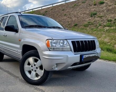 Сірий Джип Grand Cherokee, об'ємом двигуна 2.7 л та пробігом 248 тис. км за 2705 $, фото 1 на Automoto.ua