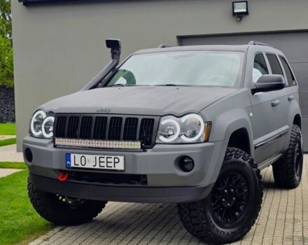 Серый Джип Гранд Чероки, объемом двигателя 3 л и пробегом 258 тыс. км за 4000 $, фото 1 на Automoto.ua